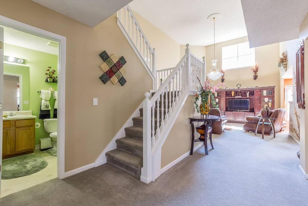Castle Comfort Ellenwood المظهر الخارجي الصورة