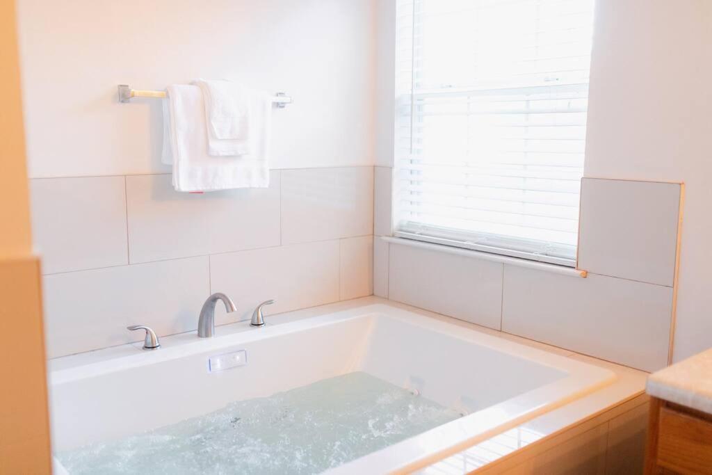 Castle Comfort Ellenwood المظهر الخارجي الصورة