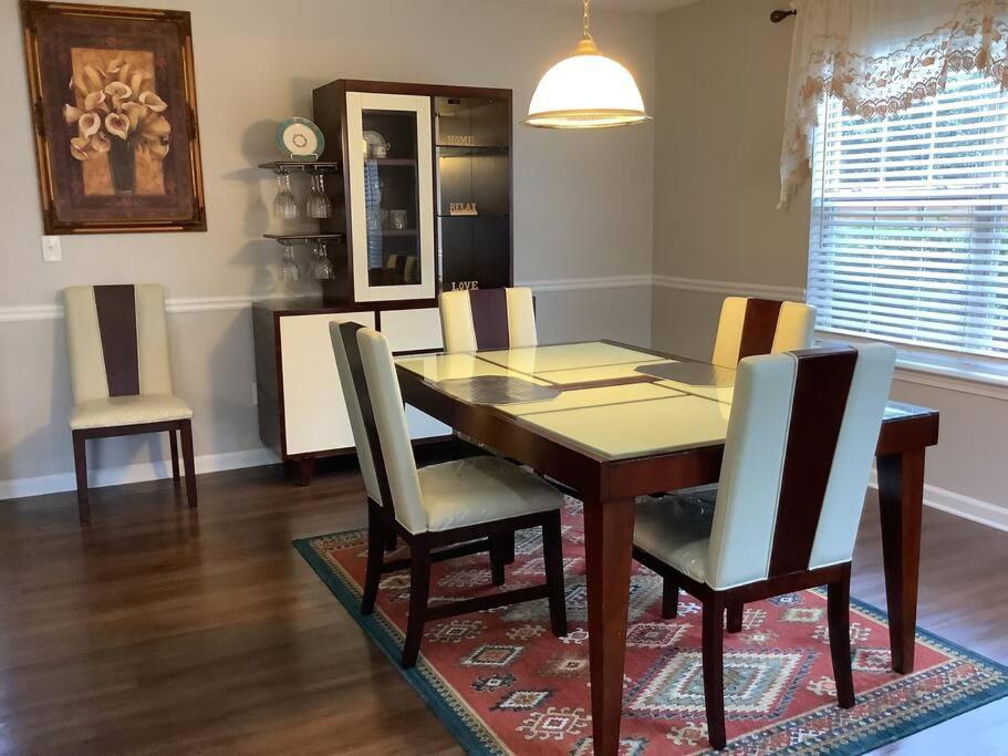 Castle Comfort Ellenwood المظهر الخارجي الصورة