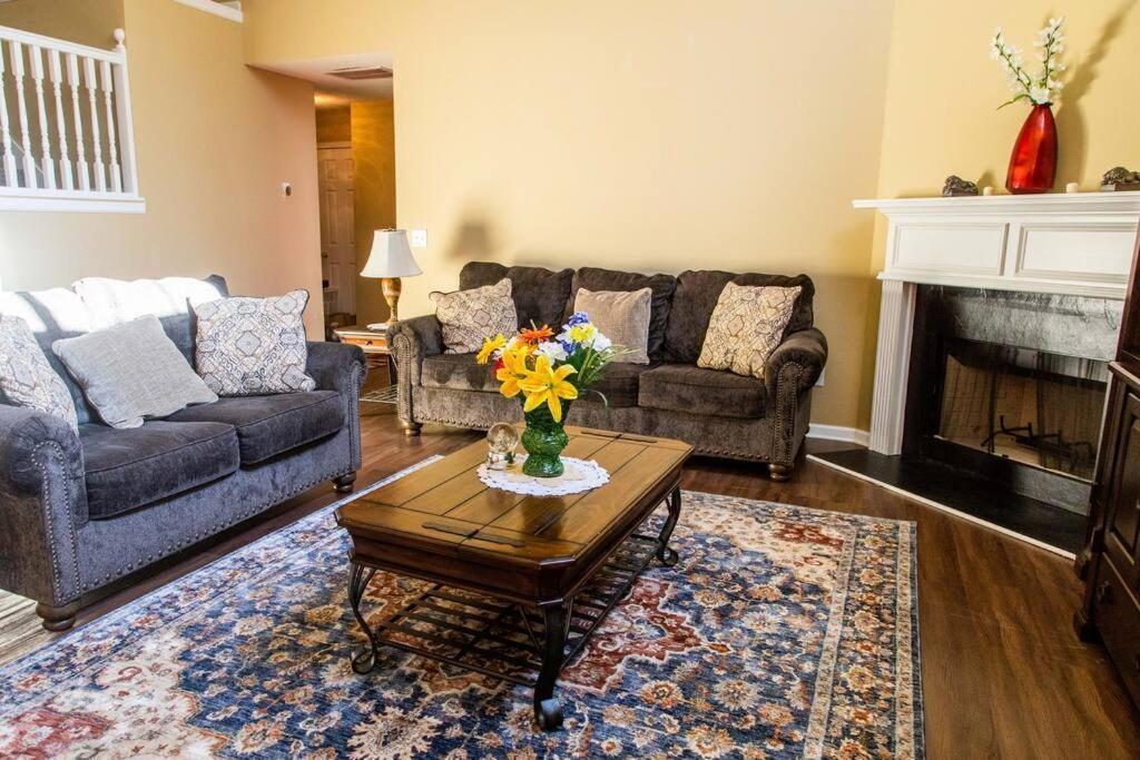 Castle Comfort Ellenwood المظهر الخارجي الصورة
